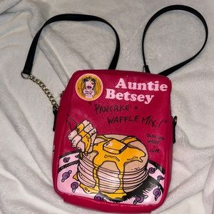 Betsy Johnson Pancake Mix Cross body bag